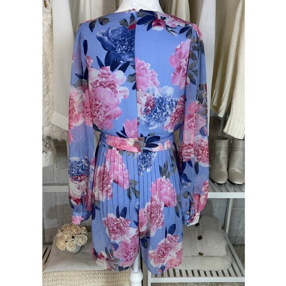 Express Women's Size M Light Blue Floral Back Zip Tie Waist Romper #0495 - Picture 6 of 16